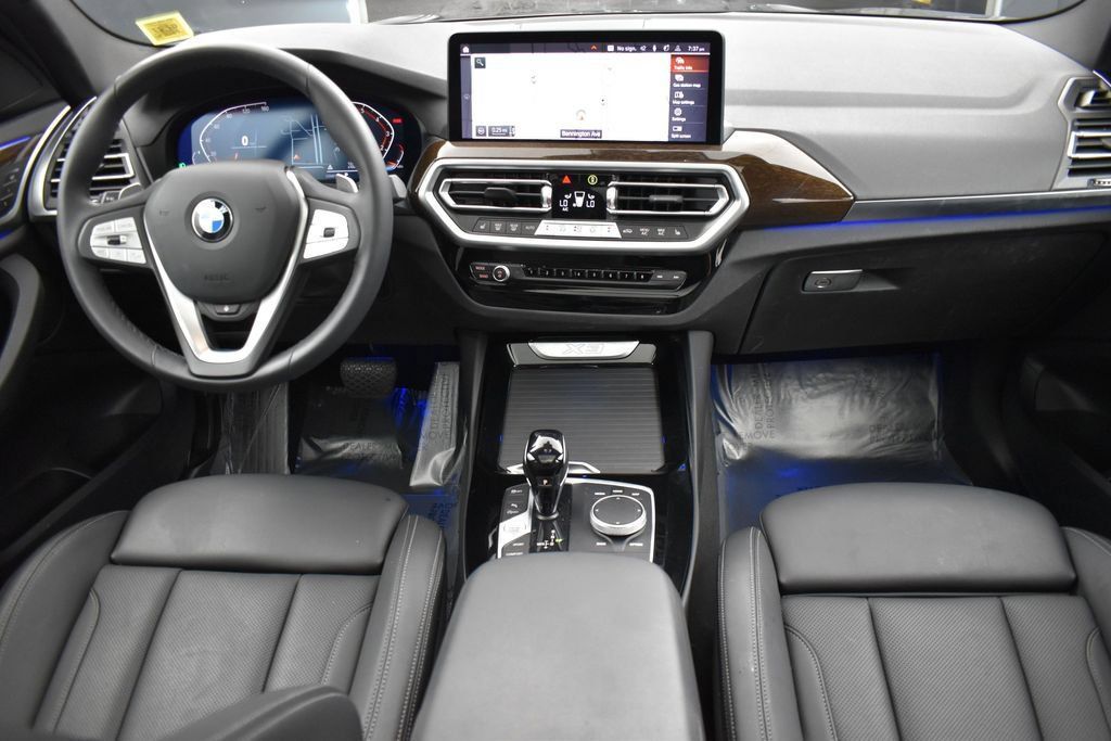 Used 2024 BMW X3 xDrive30i w/ Premium Package AWD/4WD image 12