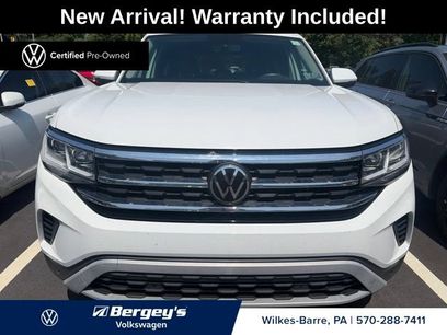 Used 2023 Volkswagen Atlas SE w/ Black Wheel Package