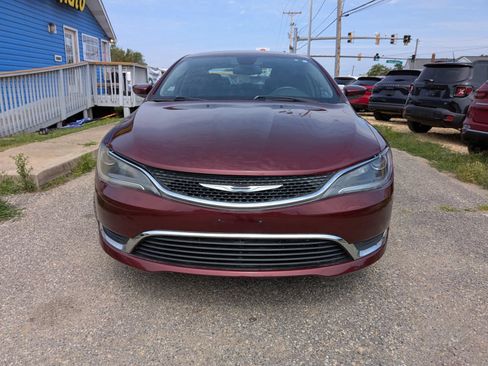 Used 2016 Chrysler 200 Limited w/ Convenience Group FWD image 8