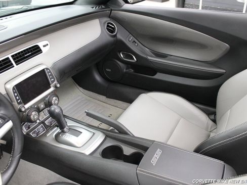 Used 2014 Chevrolet Camaro SS w/ RS Package RWD image 38