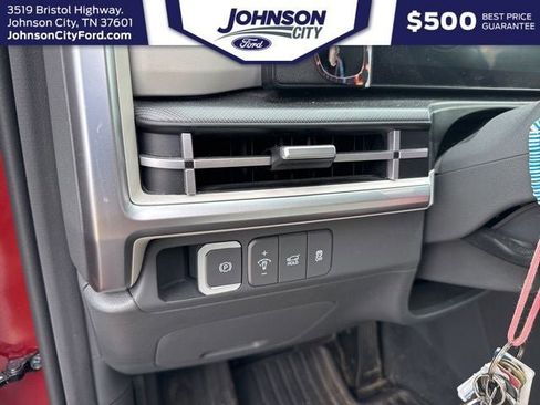 Used 2025 Hyundai Santa Fe SEL AWD/4WD image 21