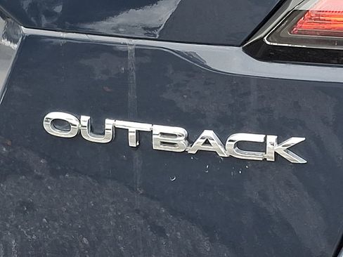 Certified 2025 Subaru Outback Limited image 33