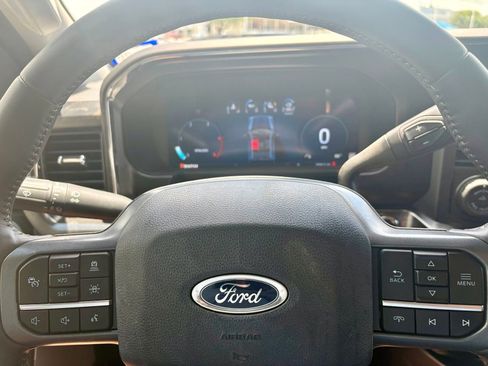 Used 2024 Ford F350 Lariat w/ Lariat Ultimate Package AWD/4WD image 16