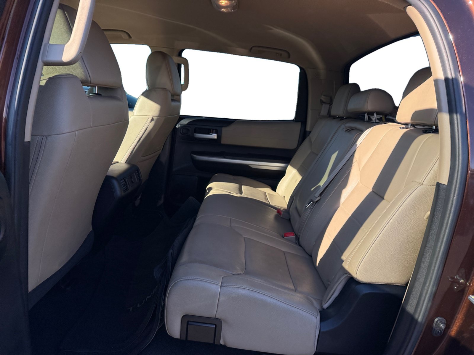 Used 2017 Toyota Tundra Limited w/ Limited Premium Package AWD/4WD image 16