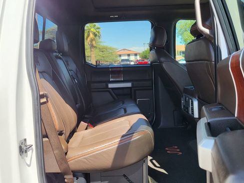 Used 2017 Ford F350 King Ranch w/ King Ranch Ultimate Package AWD/4WD image 21