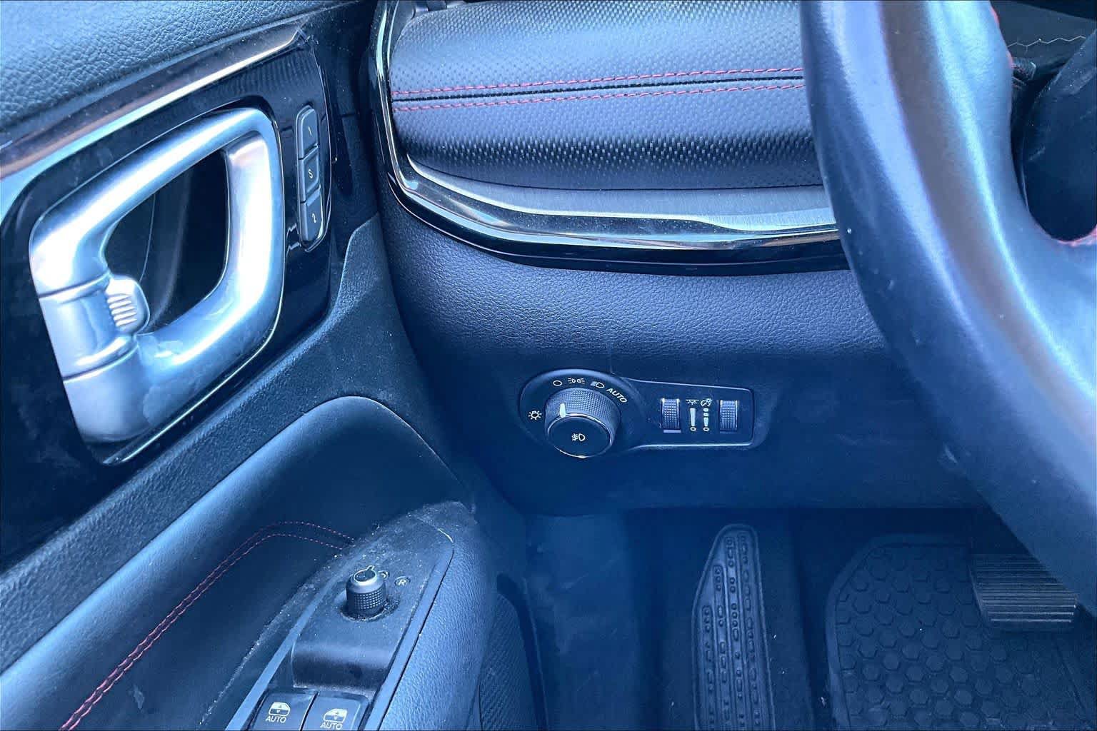 Used 2022 Jeep Compass Trailhawk w/ Trailhawk Elite Group AWD/4WD image 33