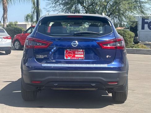 Used 2022 Nissan Rogue Sport SV FWD image 8