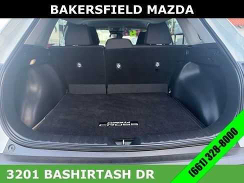 Used 2024 Toyota Corolla Cross LE image 17