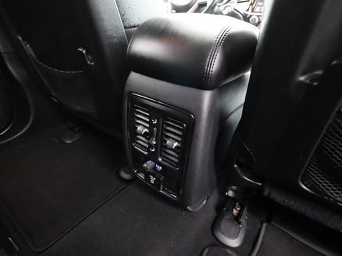 Used 2019 Jeep Grand Cherokee Limited AWD/4WD image 47