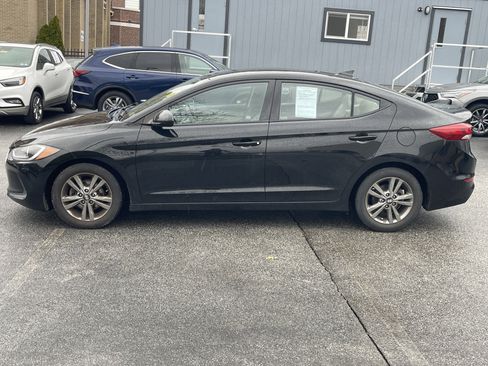 Used 2018 Hyundai Elantra SEL image 3