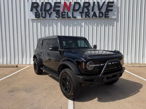 Used 2022 Ford Bronco Wildtrak AWD/4WD image 9