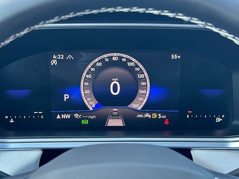 New 2026 Volkswagen Taos SE image 23