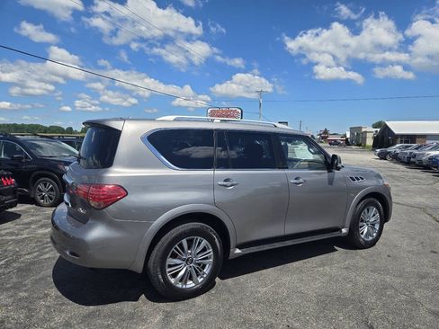 Used 2014 INFINITI QX80 4WD w/ Theater Package image 11