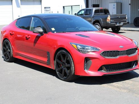 Used 2018 Kia Stinger GT2 AWD/4WD image 8