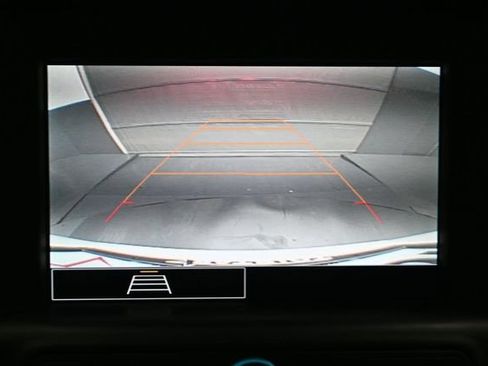 Used 2022 GMC Terrain SLE w/ Driver Convenience Package AWD/4WD image 9