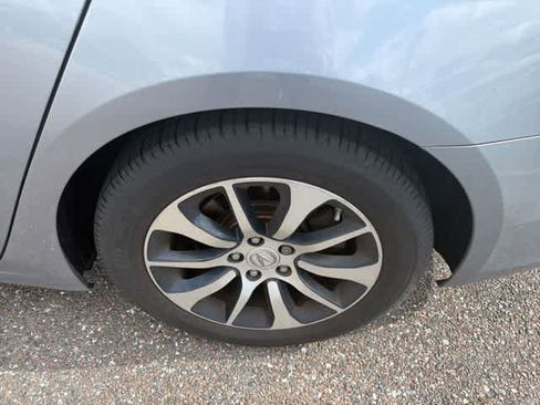 Used 2016 Acura TLX FWD image 21