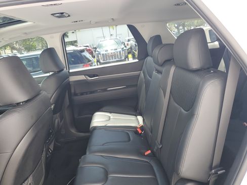 Used 2021 Hyundai Palisade SEL w/ Cargo Package FWD image 13