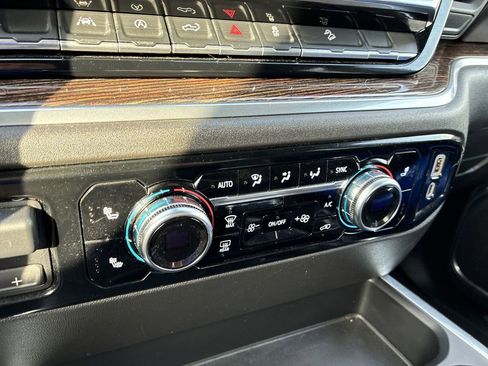 Used 2023 GMC Sierra 1500 Elevation w/ X31 Off-Road Package image 17