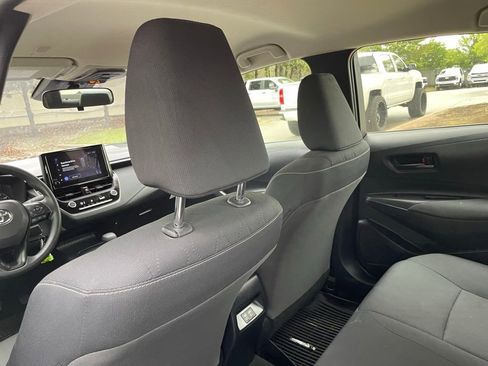 Used 2025 Toyota Corolla LE FWD image 25
