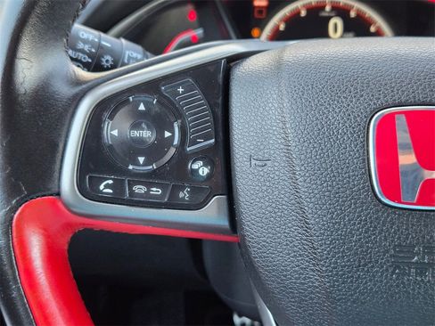Used 2018 Honda Civic Type R image 22