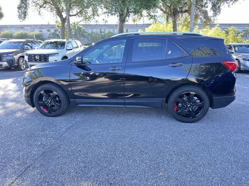 Used 2020 Chevrolet Equinox Premier w/ Premier Redline Edition FWD image 3
