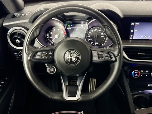 Used 2023 Alfa Romeo Stelvio Ti w/ Active Assist Plus Package AWD/4WD image 25