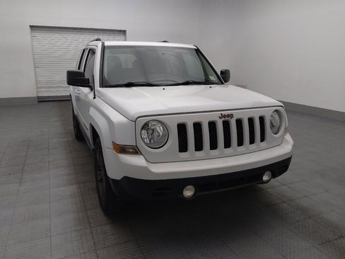 Used 2017 Jeep Patriot 75th Anniversary w/ Power Value Group FWD image 13