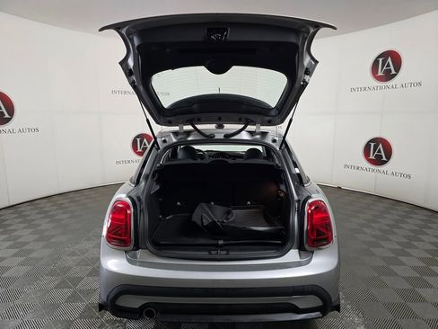 Certified 2023 MINI Cooper 4-Door Hardtop FWD image 9
