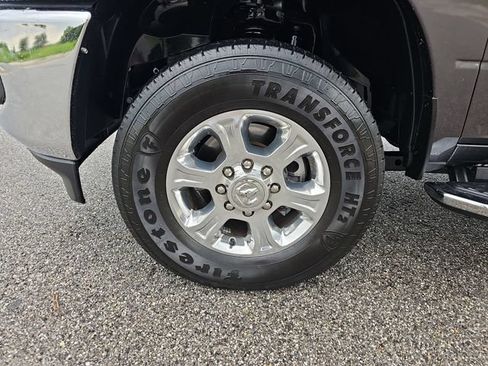 Used 2025 RAM 2500 Big Horn AWD/4WD image 33
