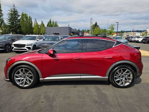 Certified 2023 Genesis GV60 Advanced AWD/4WD image 8