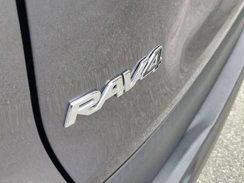 Used 2024 Toyota RAV4 LE AWD/4WD image 6
