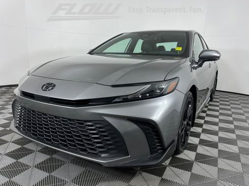 Certified 2025 Toyota Camry SE image 29