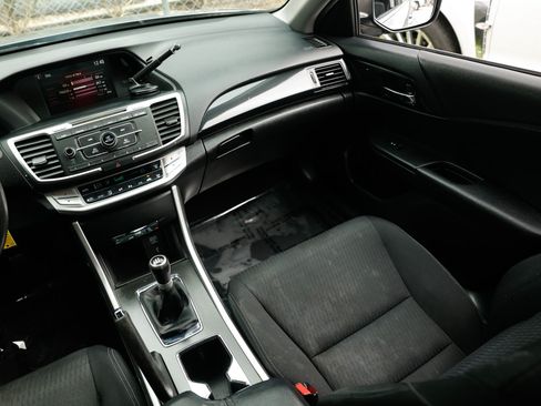 Used 2014 Honda Accord Sport image 24