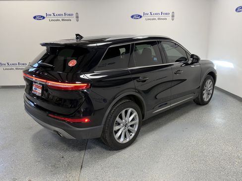 Used 2021 Lincoln Corsair AWD w/ Premium Package image 35