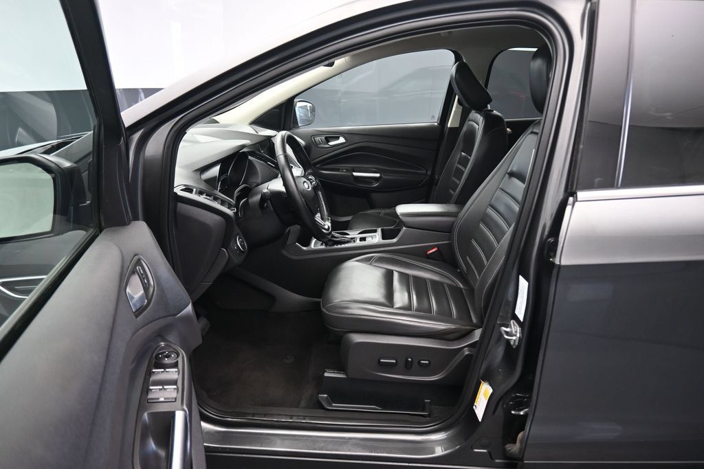 Used 2019 Ford Escape SEL AWD/4WD image 11