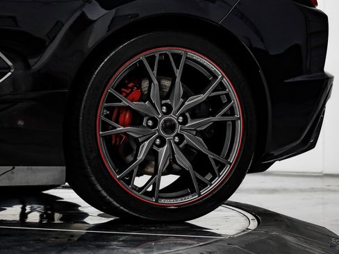 Used 2023 Chevrolet Corvette Stingray Premium Conv w/ Z51 Performance Package image 97