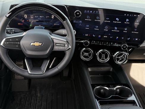 New 2026 Chevrolet Blazer EV LT image 11