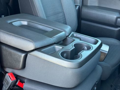 Used 2023 Chevrolet Silverado 1500 Custom image 30