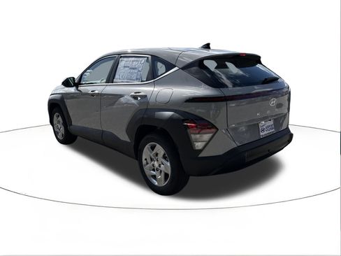 New 2026 Hyundai Kona SE FWD image 5