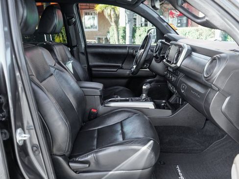 Used 2023 Toyota Tacoma Limited image 38