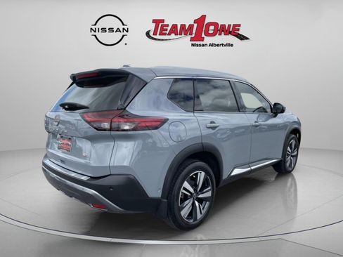 Used 2023 Nissan Rogue SL w/ SL Premium Package FWD image 8