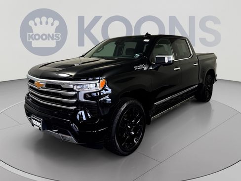 Used 2024 Chevrolet Silverado 1500 High Country w/ High Country Premium Package AWD/4WD image 1