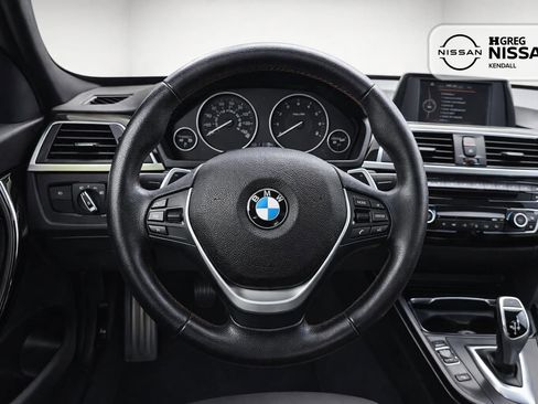 Used 2017 BMW 330i Sedan RWD image 8