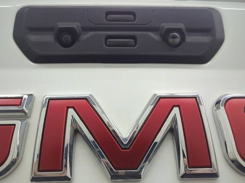 Used 2025 GMC Sierra 2500 AT4X AWD/4WD image 35