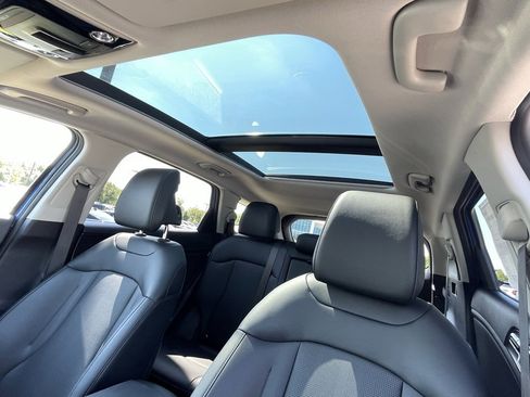 New 2026 Kia Sportage SX image 29