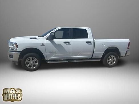 Used 2024 RAM 2500 Big Horn AWD/4WD image 4