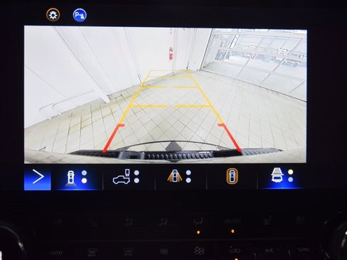 Used 2023 Chevrolet Colorado ZR2 w/ ZR2 Convenience Package III image 55