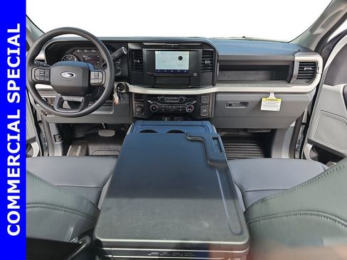New 2025 Ford F250 XL w/ FX4 Off-Road Package image 9