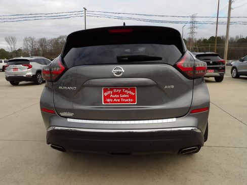 Used 2022 Nissan Murano S image 6