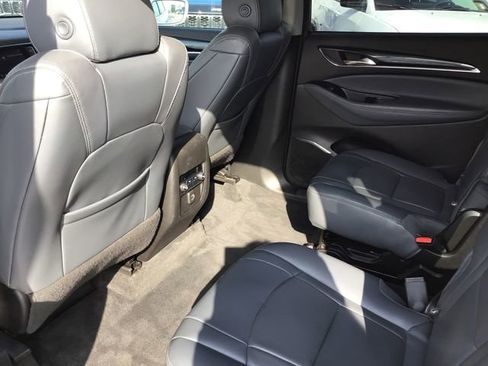 Used 2020 Buick Enclave Essence image 30